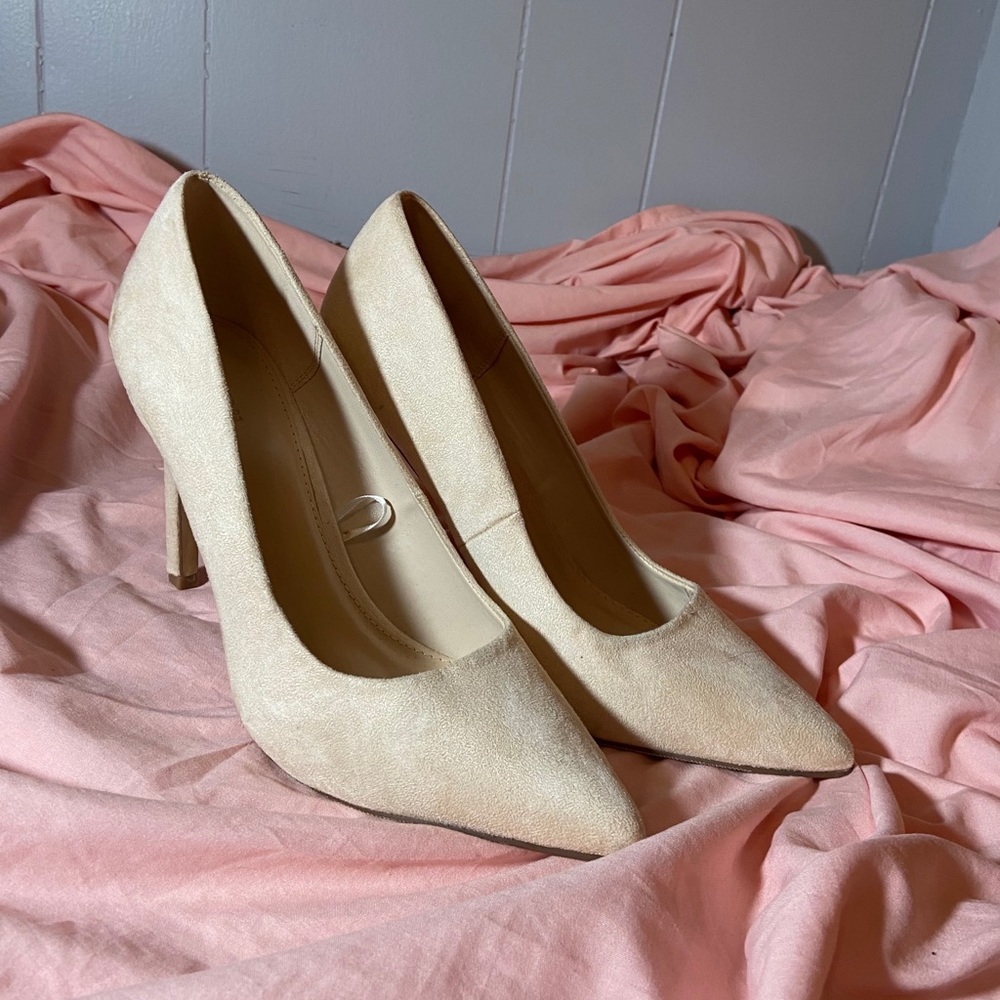 Nude heels